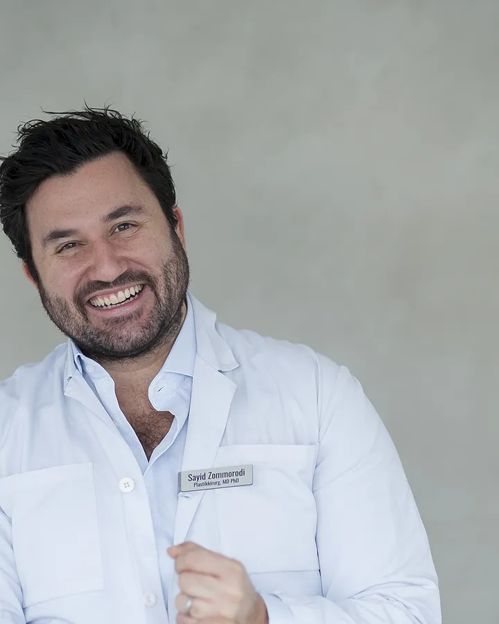 Sayid Zommorodi, överläkare i plastikkirurgi
